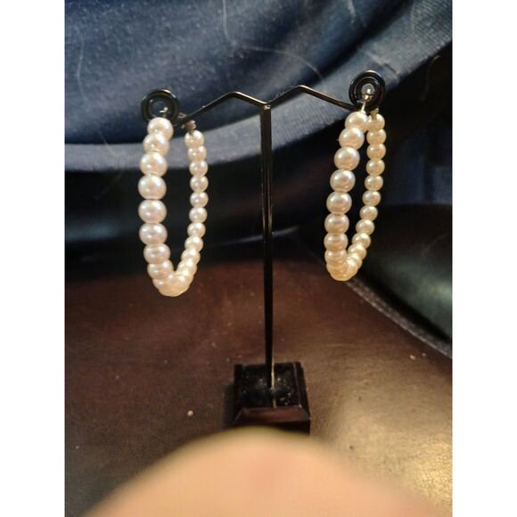 Faux Pearl Hoop Earrings Hoops - Picture 6 of 7